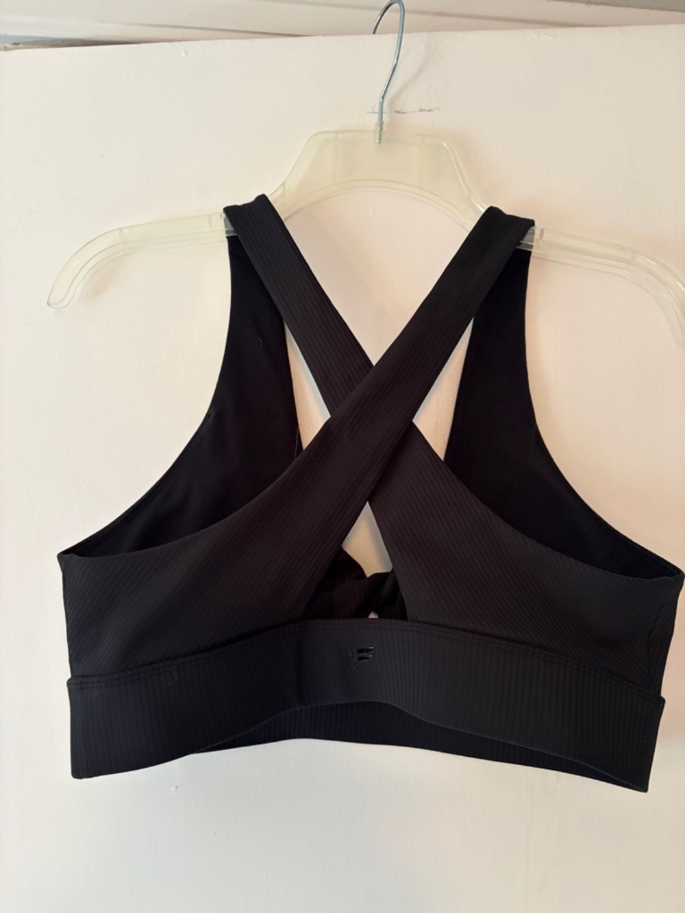 Fabletics Black Ribbed Cross-Back Sports Bra - Picture 2 of 2